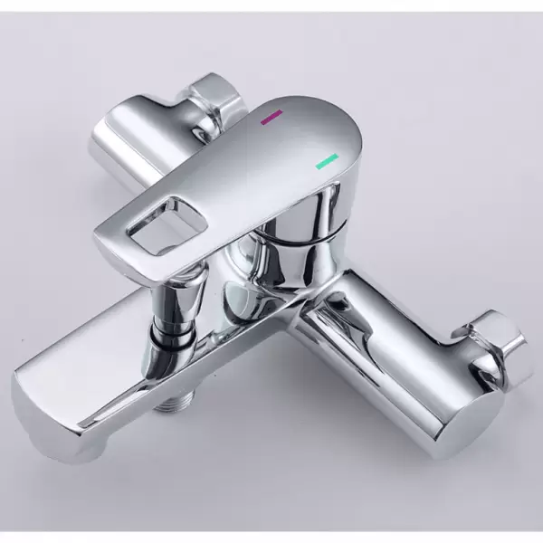 Смеситель для ванны Runo RUNSB00i02