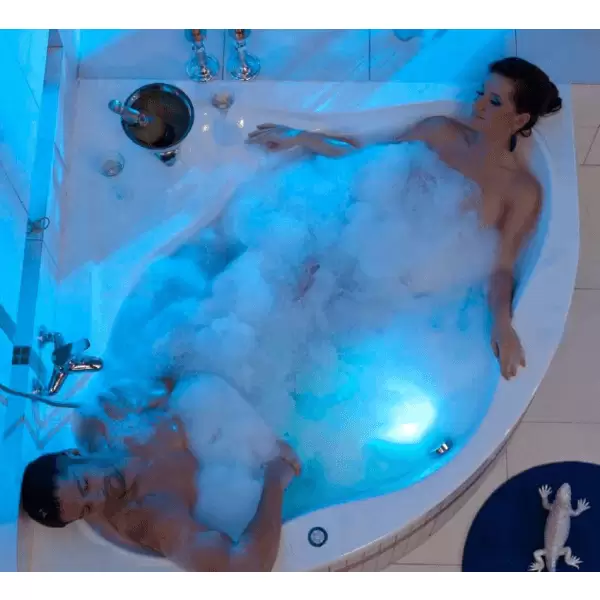 Ванна акриловая RAVAK DAY 140х140 белый