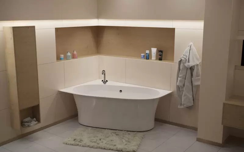 Ванна мрамор от Lantau 1770x880х630 Esse