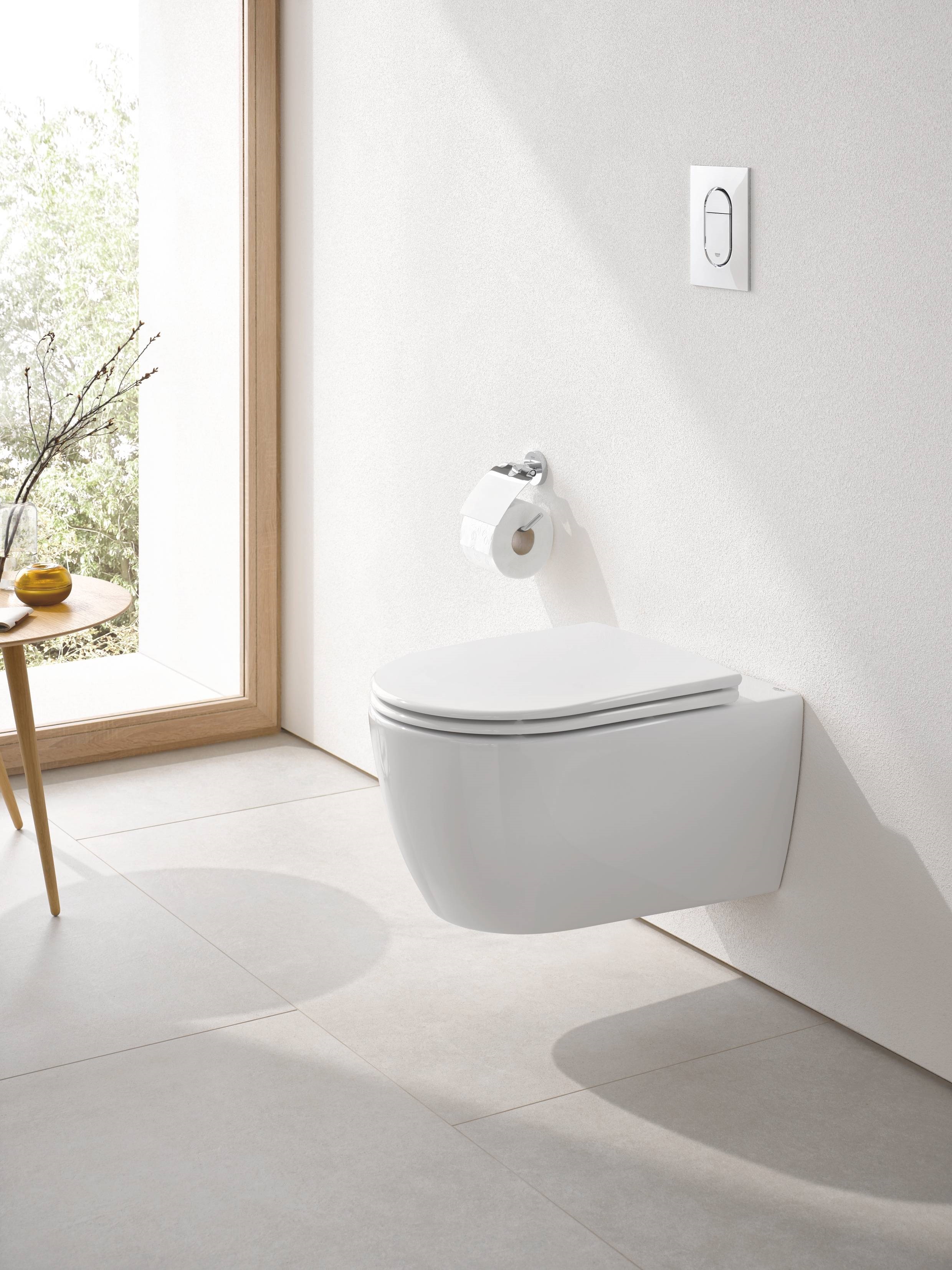 Сиденье для унитаза с микролифтом GROHE Essence Ceramic альпин-белый 39577000