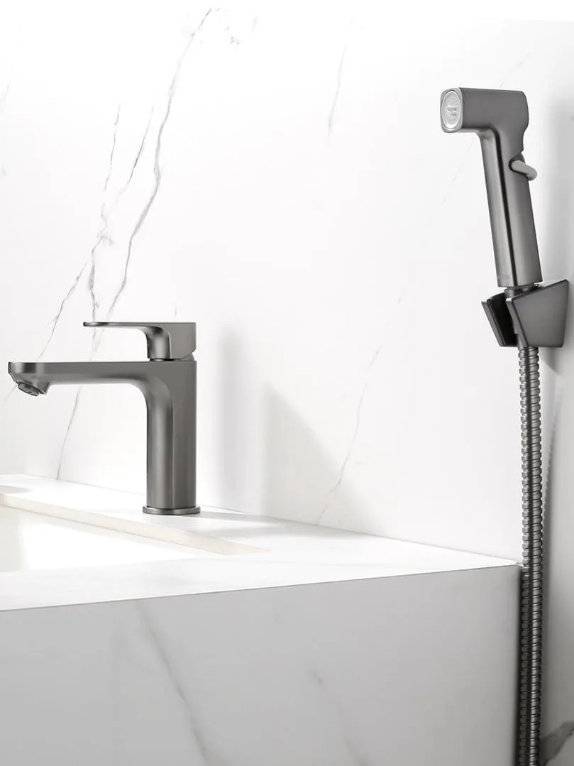 Смеситель для раковины Альфа AQ1912BGM оружейная сталь Aquatek